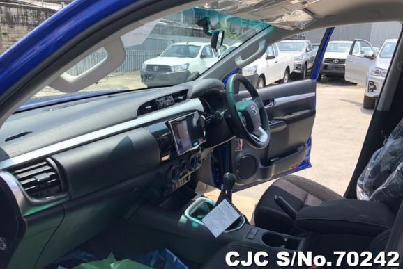 Hilux Revo Blue Manual 2018