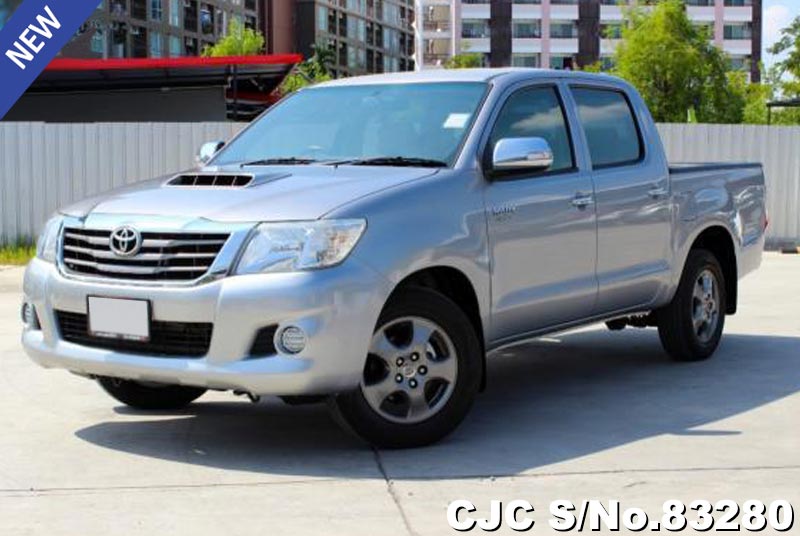 Toyota Hilux Vigo Gray MT 2014 2.5L Diesel