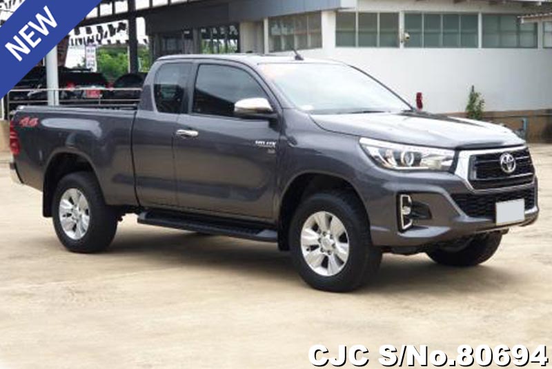 Toyota Hilux Revo Gray MT Smart Cab 2017 2.8L