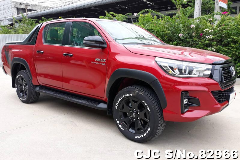 Toyota Hilux Revo Rocco Red MT 2018 2.8L Diesel