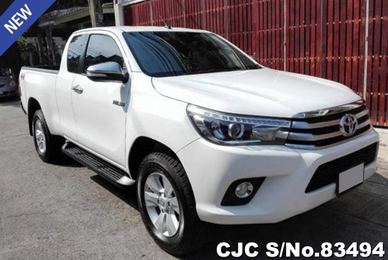 Toyota Hilux Revo White MT Smart Cab 2017 2