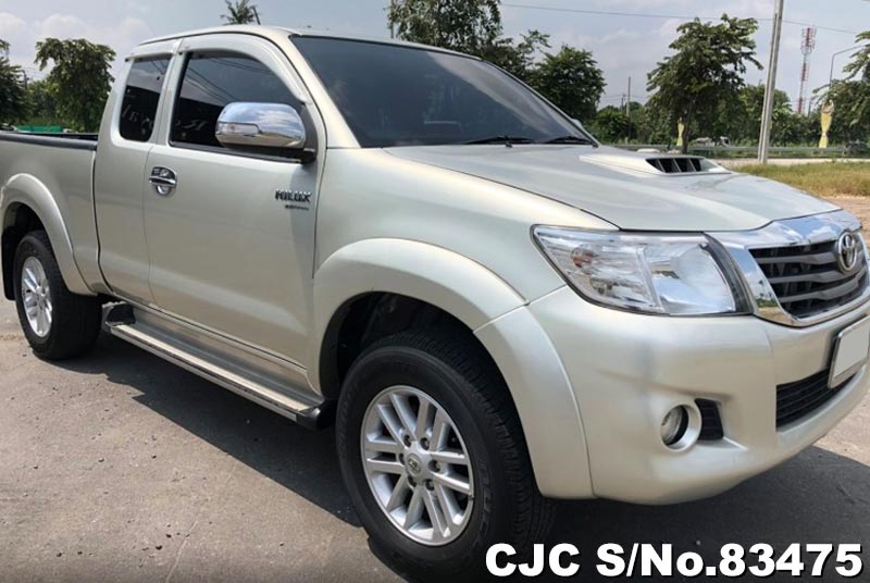 Toyota Hilux Vigo Silver AT Smart Cab 2013.